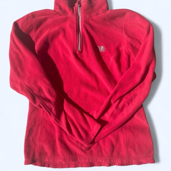 The North Face Vibrant Red Fleece Jacket - Picture 1 of 3